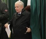 Magtskifte. Jaroslaw Kaczynski og hans parti Lov og retfærdighed (PiS) står til at overtage regeringsmagten i Polen. 