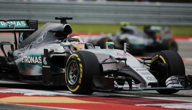VERDENSMESTER. For andet år i træk er Lewis Hamilton verdensmester i formel 1. 