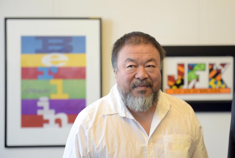 Legogate. Ai Weiwei fik nej fra legetøjsgiganten. Men nu tager hans fans action. 