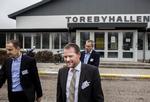 Minusvækst. Rene Christensen og DF tøver med at gå imod et helt centralt lovforslag fra Venstre-regeringen, som hvert år vil fjerne mere end to milliarder fra den økonomiske ramme for kommunerne i årene 2017, 18 og 19. 