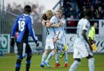 1-0. I andet forsøg scorede Johan Absalonsen på straffespark mod Stephan Andersen i søndags. Absalonsen og Andersen har iøvrigt begge spillet i både FCK og Brøndby, men har aldrig været holdkammerater i Superligaen. 