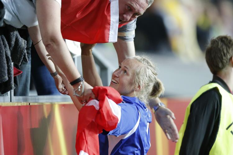 PASSERET. I 2013 nåede Danmark EM-semifinalen ved at vinde i Göteborg, men i aften blev Stina Lykke Petersen passeret efter 58 minutter. 