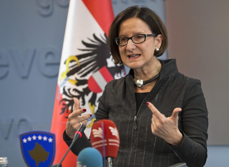Østrig. Naturligvis handler det også om et hegn, siger indenrigsminister Johanna Mikl-Leitner. 