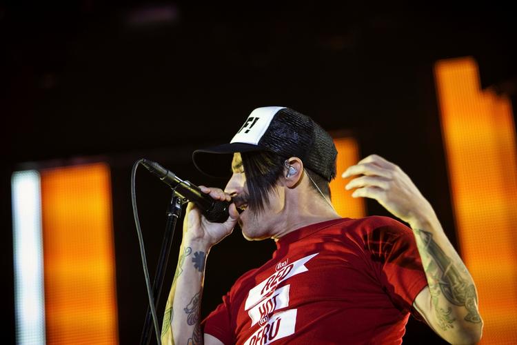 Flop. Red Hot Chili Peppers skuffede slemt i 2007. Nu er  Roskilde-fans er vrede over, at de skal spille igen i 2016. Billedet er fra koncerten i Herning i 2011. 