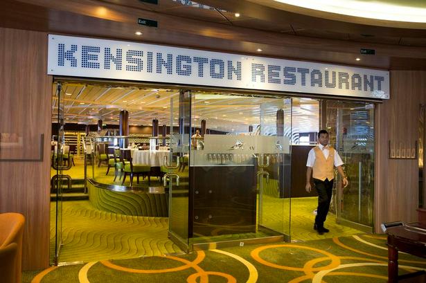 UØNSKET. Her kan udvalgte gæster spise ved 'Captain’s table'. På denne tur var der dog ikke rift om dette tilbud. 