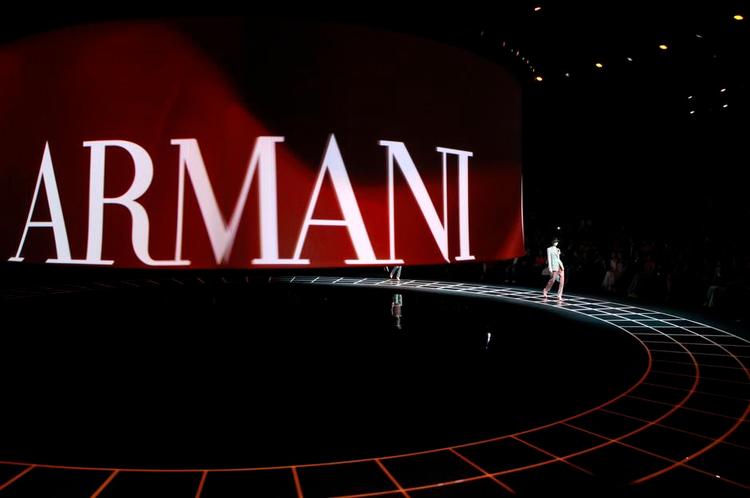 Armani. I modehuset Armani regerer 'Kong Giorgio', som Giorgio Armani også kaldes. Arkivfoto: AP Photo/Ng Han Gua 