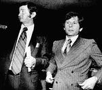 Instruktør Roman Polanski og hans advokat i retten 1977.
 