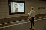 EFTERSØGNING. Politiet satte blandt andet plakater med efterlysninger af Elias op på den tyske hovedstads U-bahn-stationer. 