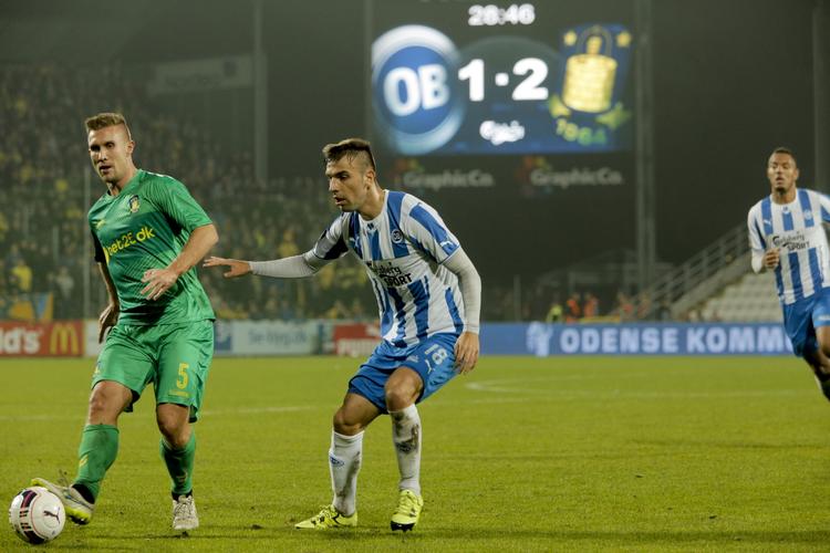 1-2. Efter 11 minutter var stillingen 1-2 mellem OB og Brøndby, men også sidst i kampen var der gang i målscoringen. 