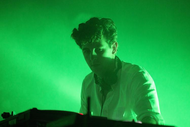 Elektronisk. En koncert som Jamie xx' i Store Vega fik folk til at forsvinde ind i mængden i en stund mellem et væld af farver og sindstilstande. 