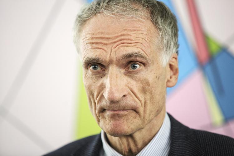 Svada. »Hvis jeg var Ingolf Gabold, ville jeg have solet mig i rosen til alle de dramaserier, som er skabt i hans tid. I stedet skaber han mistænksomhed, spreder mistro og misnøje«, siger kulturminister Bertel Haarder. 