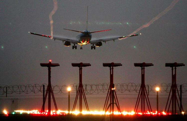 DIREKTE. Fly fra Billund vil fremover bidrage til den tætte trafik i London Heathrow. 