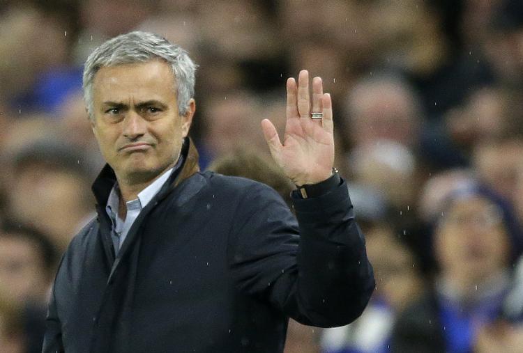 Forbedring. Chelsea vandt og Mourinho er glad igen. 