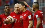 3-0. Endnu en gang slog Robert Lewandowski (nr. 2 fra højre) til, da Bayern besejrede Stuttgart. 