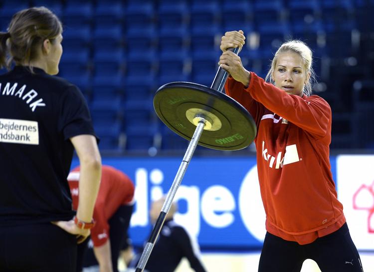 spilletid. Louise Svalastog var med til EM sidste år, og nu får hun chancen for at spille sig ind i den danske VM-trup. 