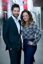 Værtsparret. Kåre Quist og Stéphanie Surrugue udgjorde et kyndigt værtspar og skabte en sober debat, hvor alle blev klogere. 