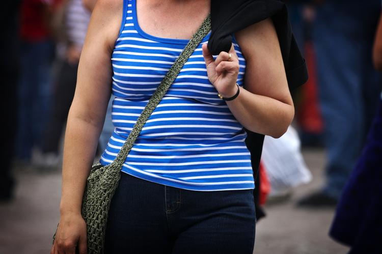 Behandling. Canadiske og Amerikanske forskere har længe argumenteret for at anerkende overvægt som sygdom, så forebyggende tiltag kan blive sat i værk. 