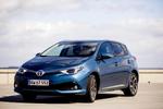 Forandring. Den nye udgave af Toyota Auris er vokset en lille smule i længden og højden og har fået mere markante træk. 