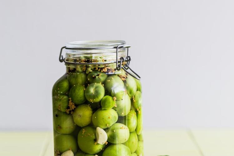 green-tomatos-IMG_0351