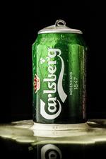 godkendt. De kan godt lide det, investorerne, at Carlsberg lancerer en stor spare- og oprydningsplan, som blandt andet indeholder, at der skal fyres 2.000 ansatte. 