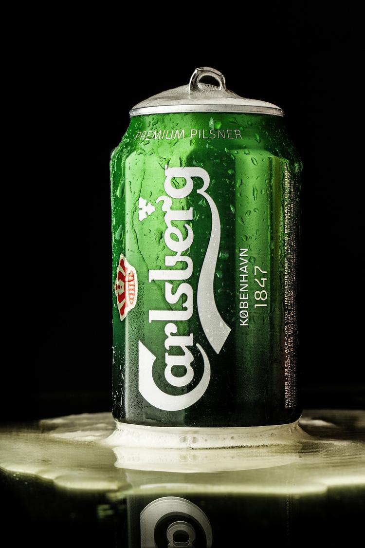 godkendt. De kan godt lide det, investorerne, at Carlsberg lancerer en stor spare- og oprydningsplan, som blandt andet indeholder, at der skal fyres 2.000 ansatte. 