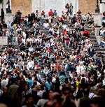 SAMling. Den spanske trappe er et populært udflugtsmål og afslapningssted for både romere og turister. Arkivfoto: Martin Lehmann 
