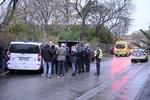 Efterforskning. Politi og redningsmandskab er massivt til stede på Frederiksberg, hvor tre personer er fundet døde i en lejlighed. 