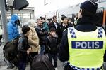Grænsekontrol. Sverige laver nu grænsekontrol - her på Hyllie Station i Malmø. 