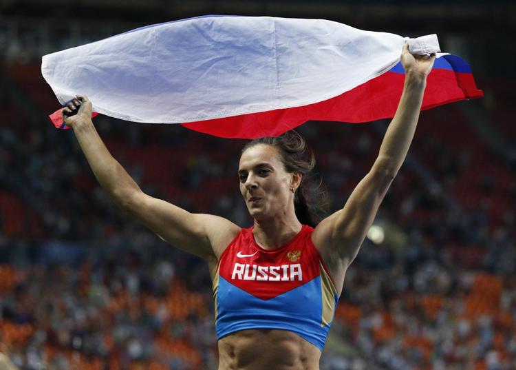 Comeback. Jelena Isenbajevas formentlige sidste sæson på topplan risikerer at køre af sporet, hvis ikke udelukkelsen af de russiske atleter ophæves. 