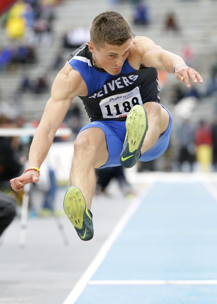 Amerikaner. Trajkovski har boet og trænet i USA siden begyndelsen af sidste år. Nu tager han skridtet fra Iowa Western Community College til et af landets førende i atletik. 