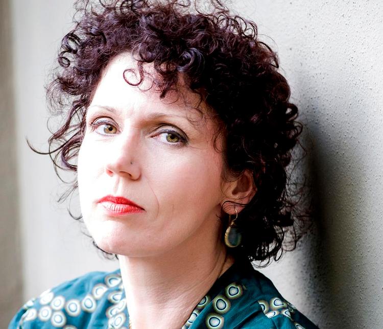 Medsøster. Jill Alexander Essbaum skæver til litterære forbilleder som Anna Karenina og Emma Bovary. 