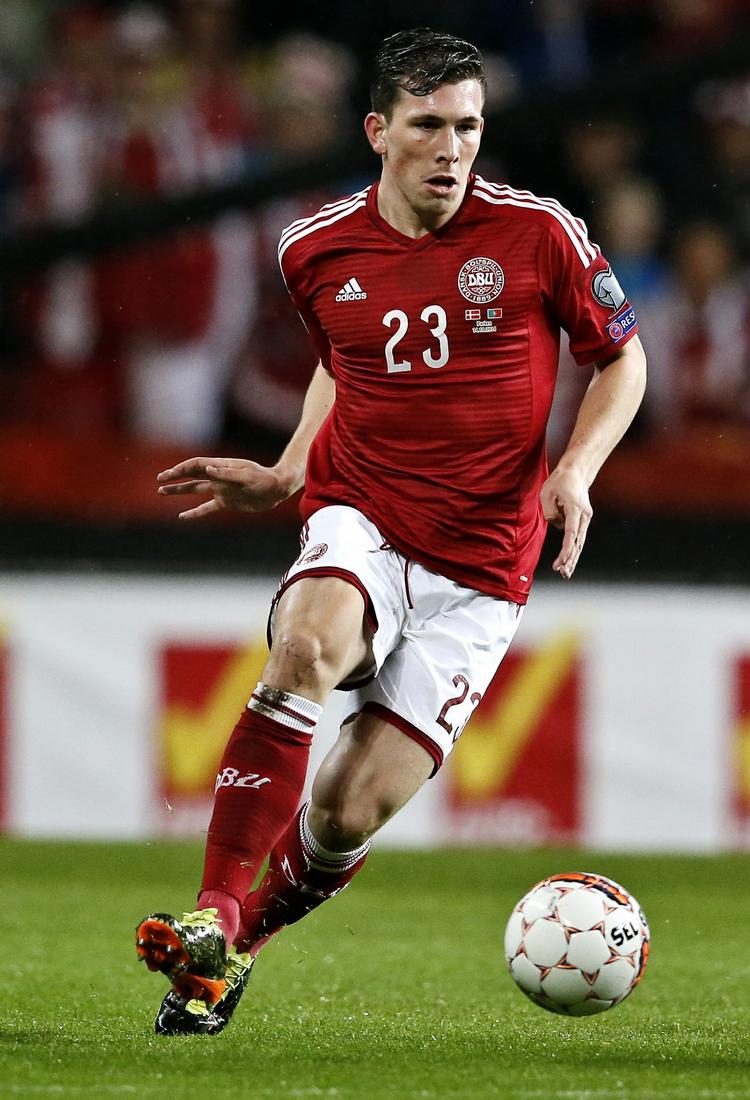 Starter. Pierre-Emile Højbjerg startede på bænken i den seneste kamp mod Sverige. I aften ser det ud til, at den unge Schalke-spiller starter inde i det vigtige opgør. 