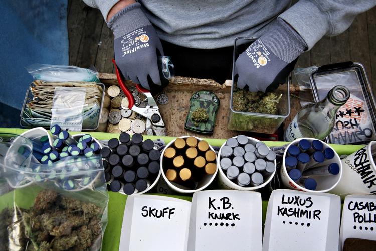 Nutidens udvalg på Pusher Street er langt stærkere end de typer hash, der blev røget dengang Fristaden Christiania blev startet. Det øger risikoen for hashpsykoser. 