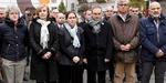 Respekt. Som alle andre steder i Belgien var der et minuts stilhed til minde om ofrene i Paris i Molenbeek i dag. Borgmester Françoise Schepmans er nummer to fra venstre. 