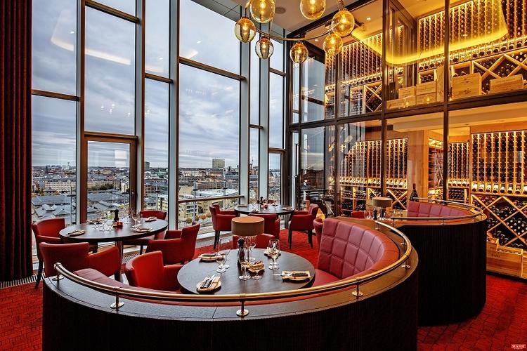 Bøf. Mash er klar med endnu en restaurant. Nummer 11 er åbnet på 12. etage på Tivoli Hotel. 