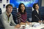 Håbefulde? Sergej Shubenkov (tv), Jelena Isinbajeva og Anna Chicherova er rene atleter, der risikerer at blive udelukket, fordi landsmænd har begået alvorlige dumheder. 