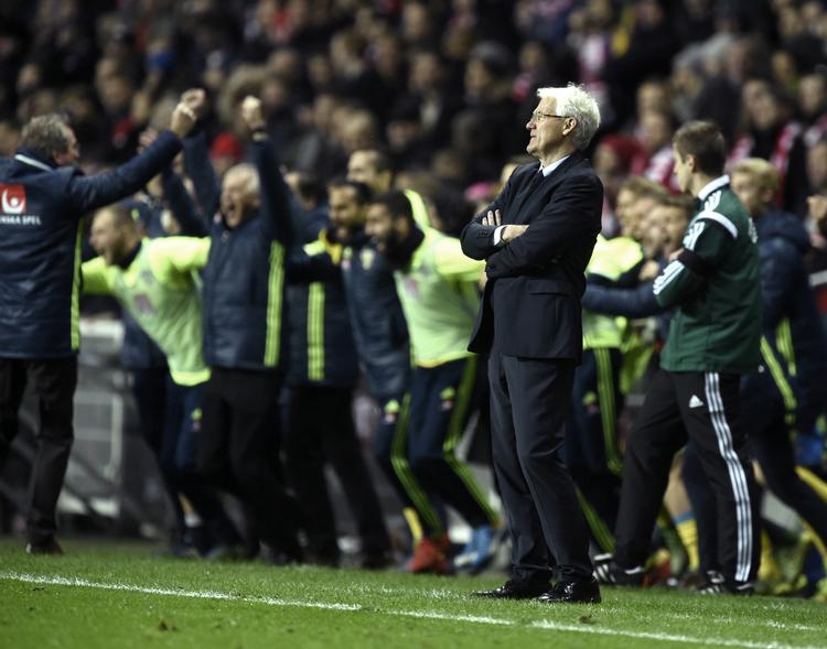 SLUT. Danmark tabte til Sverige, og Morten Olsen er ikke længere dansk landstræner. Hvordan vil vi huske Morten Olsens tid som landstræner, og hvordan får vi igen et godt landshold? 