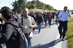 SIKKERHED. Også i Danmark opgav myndighederne enhver kontrol af de tilrejsende, da politiet i sensommeren holdt op med at tjekke de mange migranter og flygtninge, der ankom fra Tyskland. Nogle af dem fik lov at spadsere ad motorvejen fra Padborg for at komme videre. 