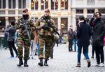 Terror. Soldater fra den belgiske hær patruljerer i centrum af Bruxelles, efter at landet igen har hævet beredskabet. 