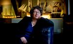 Stemme. Flere af Meg Wolitzers romaner er filmatiseret, og 'Hustruen' er på vej med Glenn Close i hovedrollen. Wolitzer talte i denne uge om romanen på International Forfatterscene i Den Sorte Diamant. 