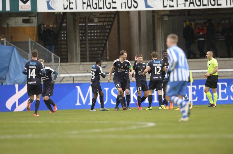 Sæsonrekord. 4-4-kampen er den mest målrige i denne sæson, hvor Brøndbys 5-2-sejr over OB nu er den næstmest målrige. 