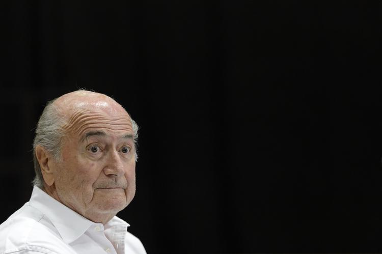 Udskrevet. Blatter var i lægernes varetægt i en uges tid. 