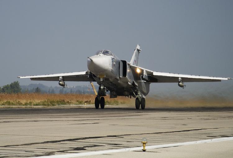 Tyrkiet hævder, at det russiske SU-24 fly, der blev skudt ned, krænkede tyrkisk luftrum. Rusland afviser at have krydset grænsen. 