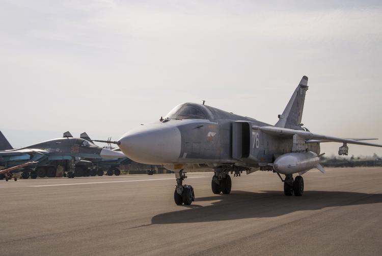 Nedskydning. Det var et russisk SU-24 bombefly, tyrkerne skød ned. 