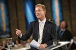 Fokus. Uddannelsesministerens egen uddannelse er endnu engang i fokus. Denne gang på hans eget initiativ. 