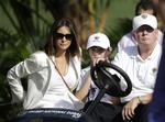 Familie. I 1998 mødte den slovenskfødte Melania Knauss for første gang Donald Trump, som hun fandt »meget charmerende«. I 2005 blev de gift, og året efter fik de sønnen Barron, der i dag er 9 år. 