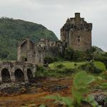 Slot. Eilean Donan Castle i Skotland. Læserfoto: Niels Erik Andersson 