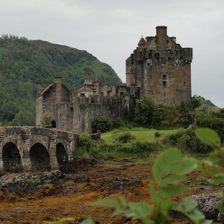 Slot. Eilean Donan Castle i Skotland. Læserfoto: Niels Erik Andersson 