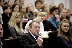 Valgmøde. Studerende griller statsminister Lars Løkke Rasmussen (V) om retsforbeholdet på Københavns Universitet. 