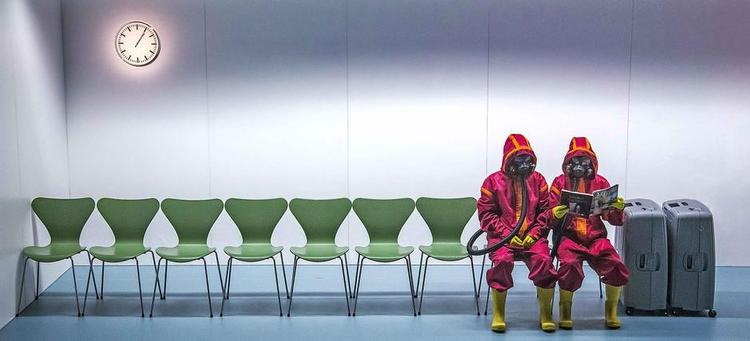 Topmøde. Maibritt Saerens og Sidsel Agensø får næsten klimakrisen til at blive hot på scenen. 